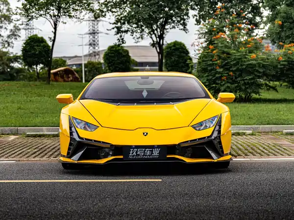 Lamborghini Huracan 2015
