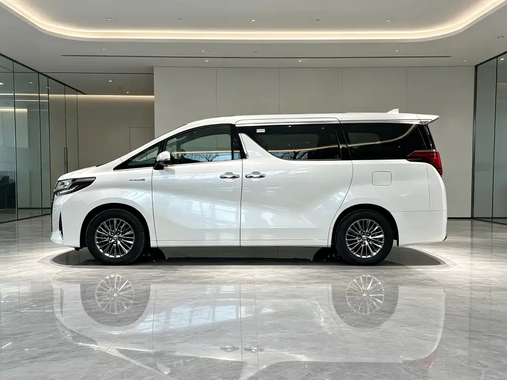 Toyota Alphard 2020 — фото 6