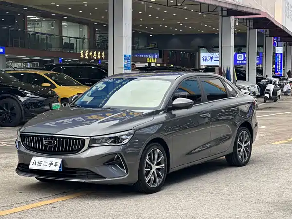 Geely Emgrand 2023