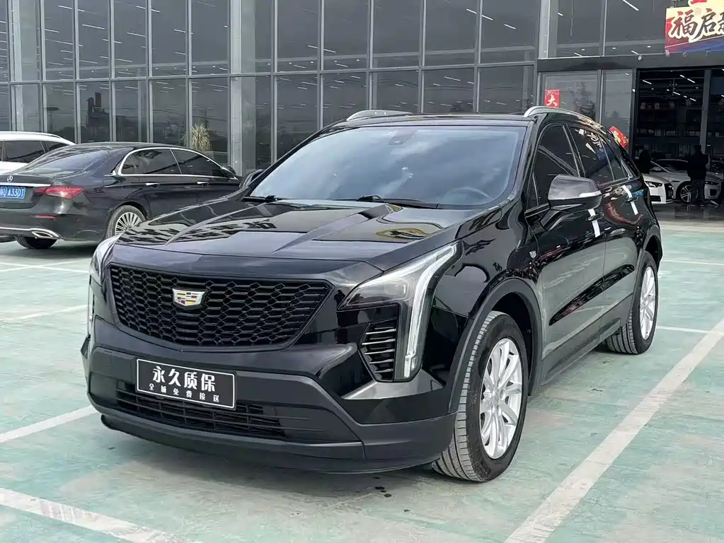Cadillac XT4 2020 — фото 1