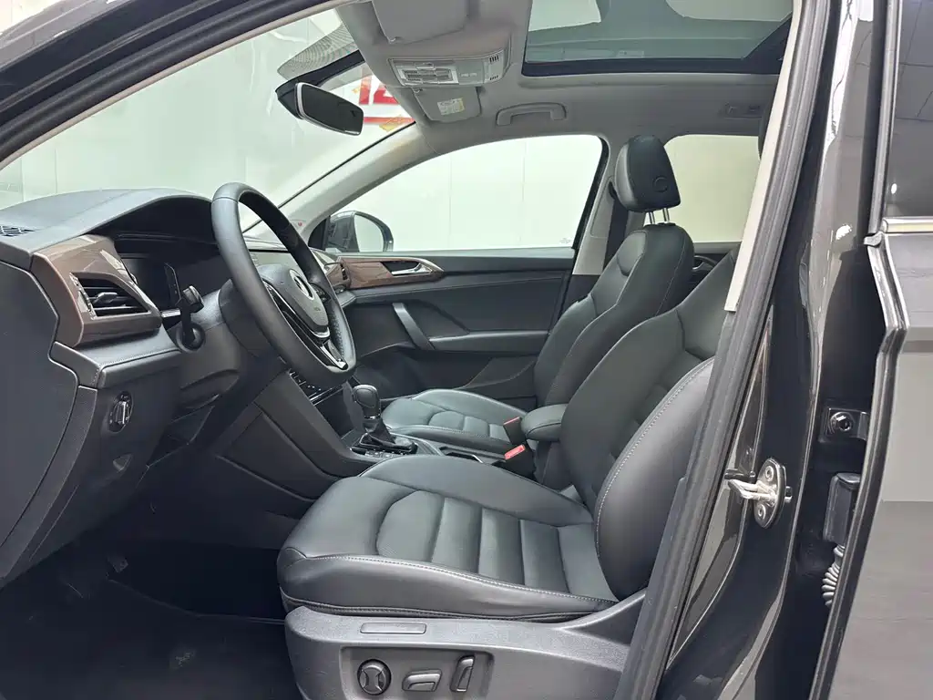 Volkswagen Tharu 2021