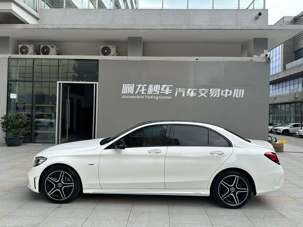 Mercedes-Benz C-Class 2021 — фото 21