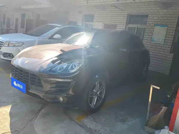 Porsche Macan 2015
