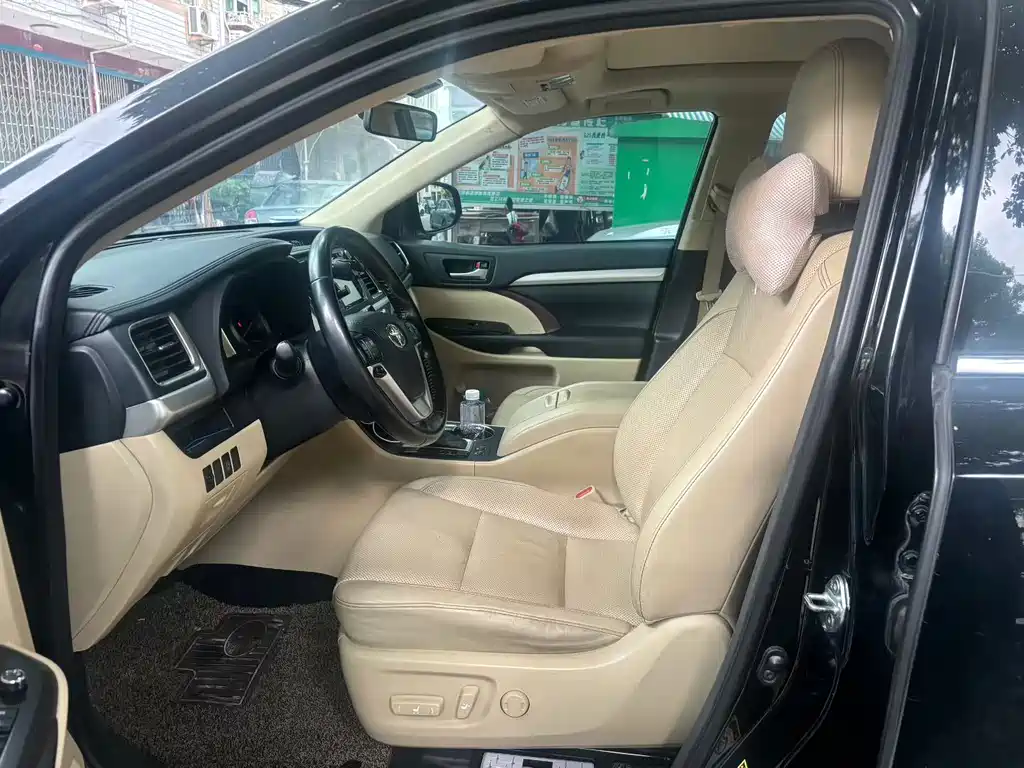 Toyota Highlander 2017