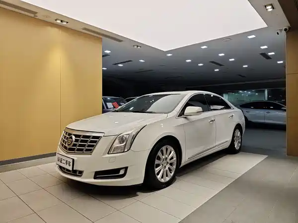 Cadillac XTS 2015
