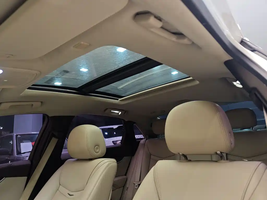 Cadillac XTS 2015 — фото 14