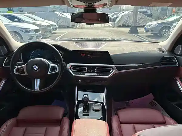 BMW 3 Series 2021