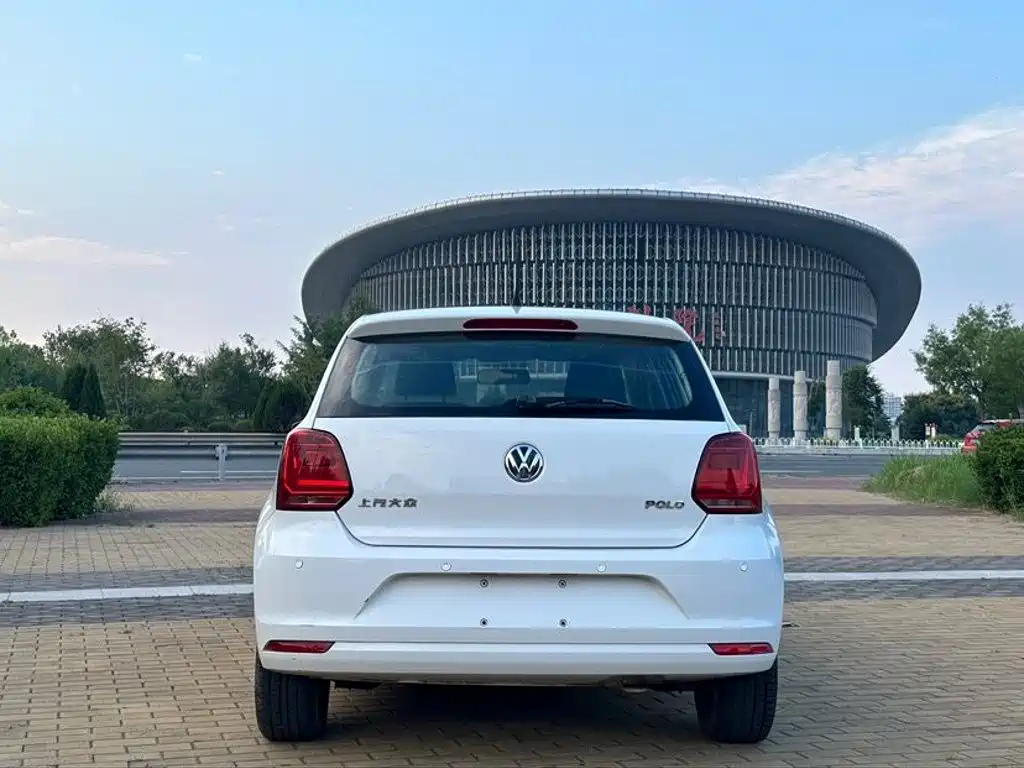 Volkswagen Polo 2016