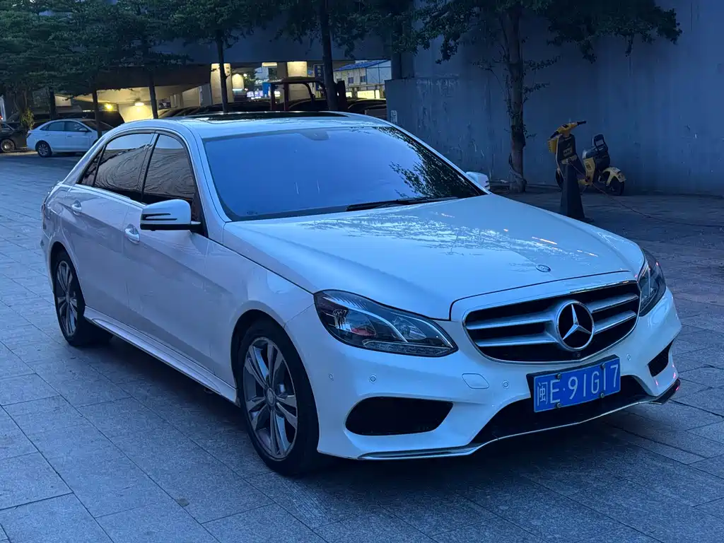 Mercedes-Benz E-Class 2015 — фото 3