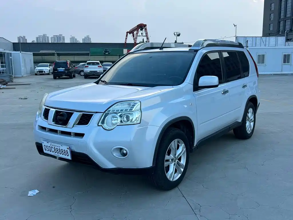Nissan X-Trail 2012