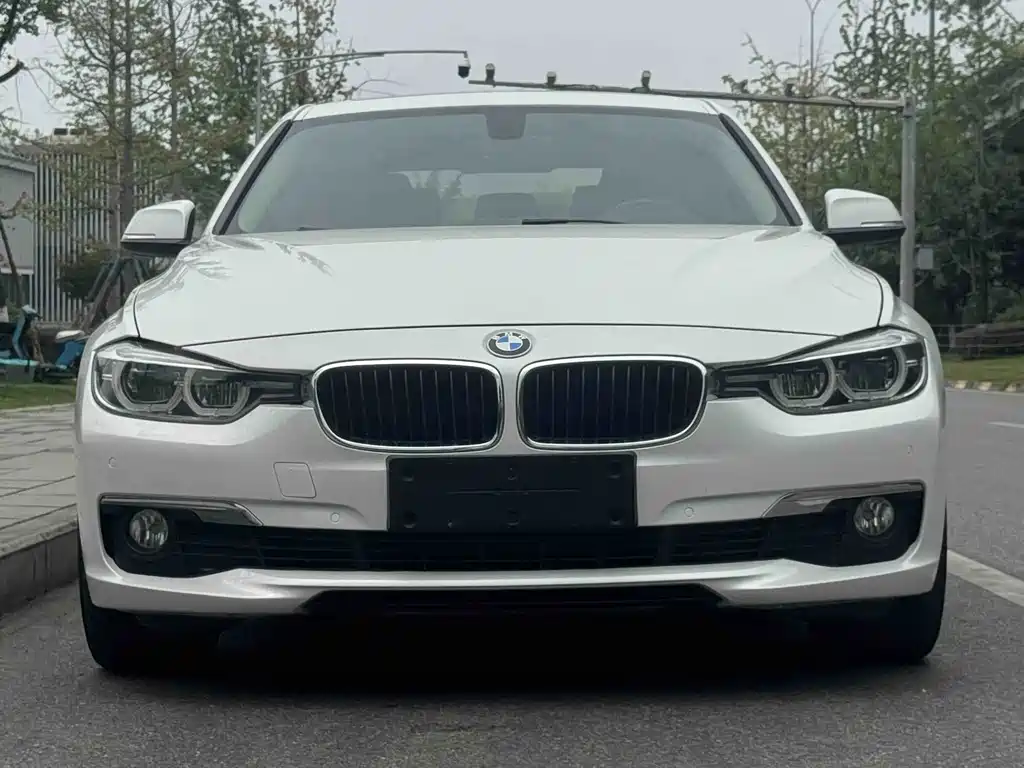 BMW 3 Series 2016