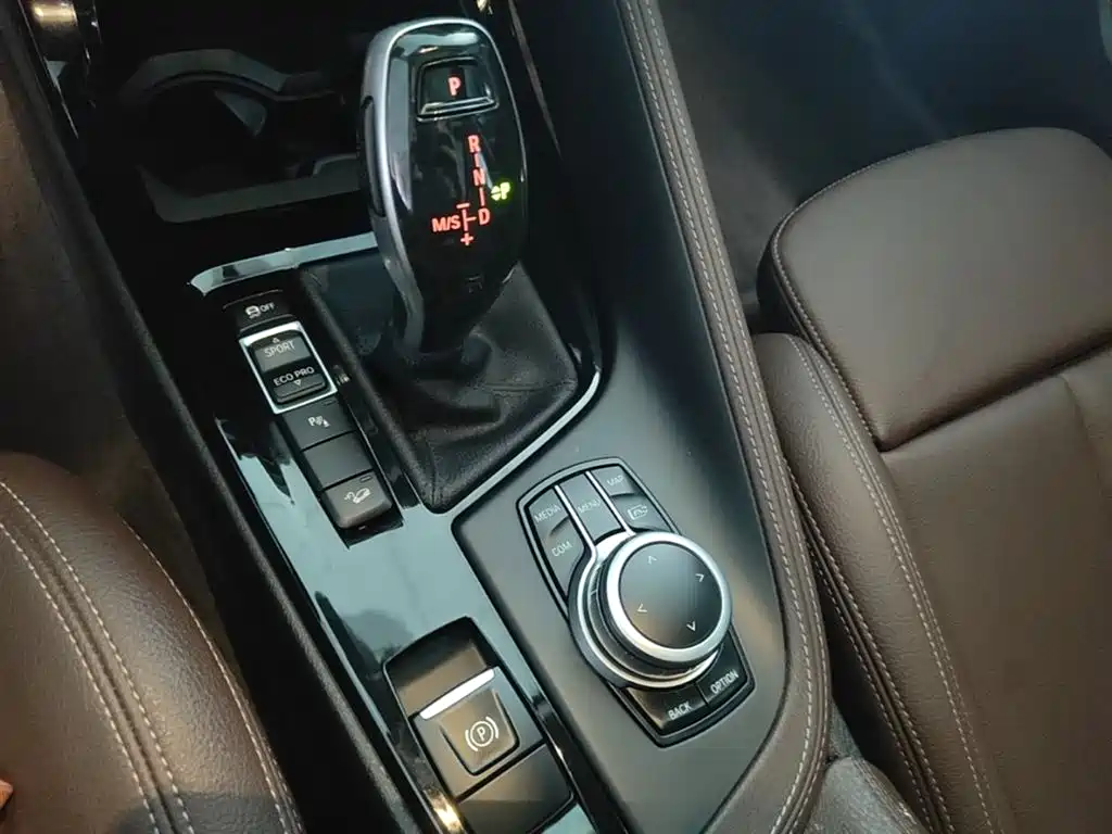 BMW X1 2021 — фото 14