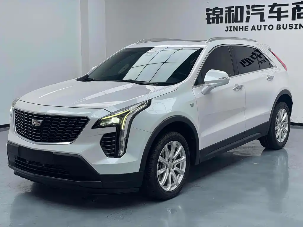 Cadillac XT4 2020 — фото 1