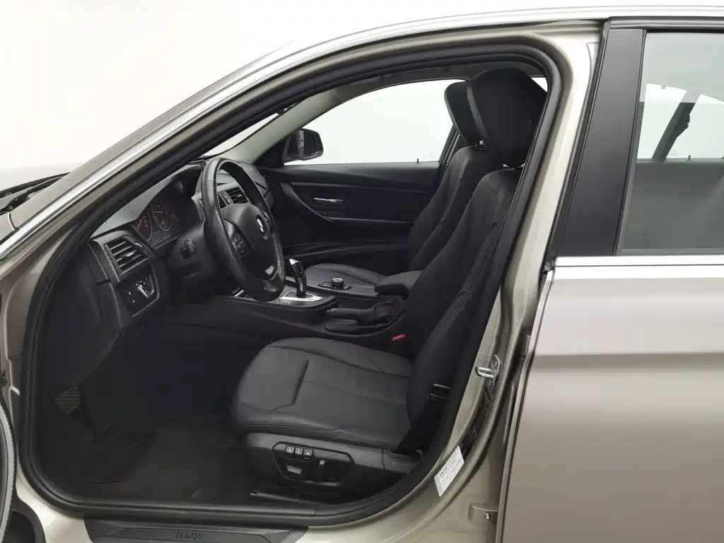 BMW 3 Series 2014 — фото 10