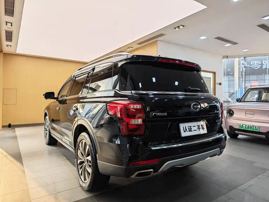 GAC Motor Trumpchi GS8 2017 — фото 27