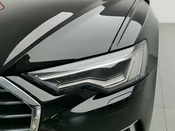 Audi A6L 2020