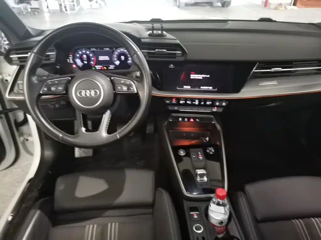 Audi A3 2024 — фото 10