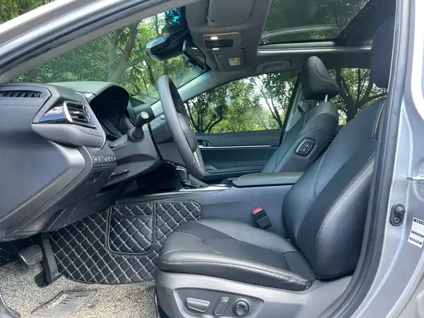 Toyota Camry 2022