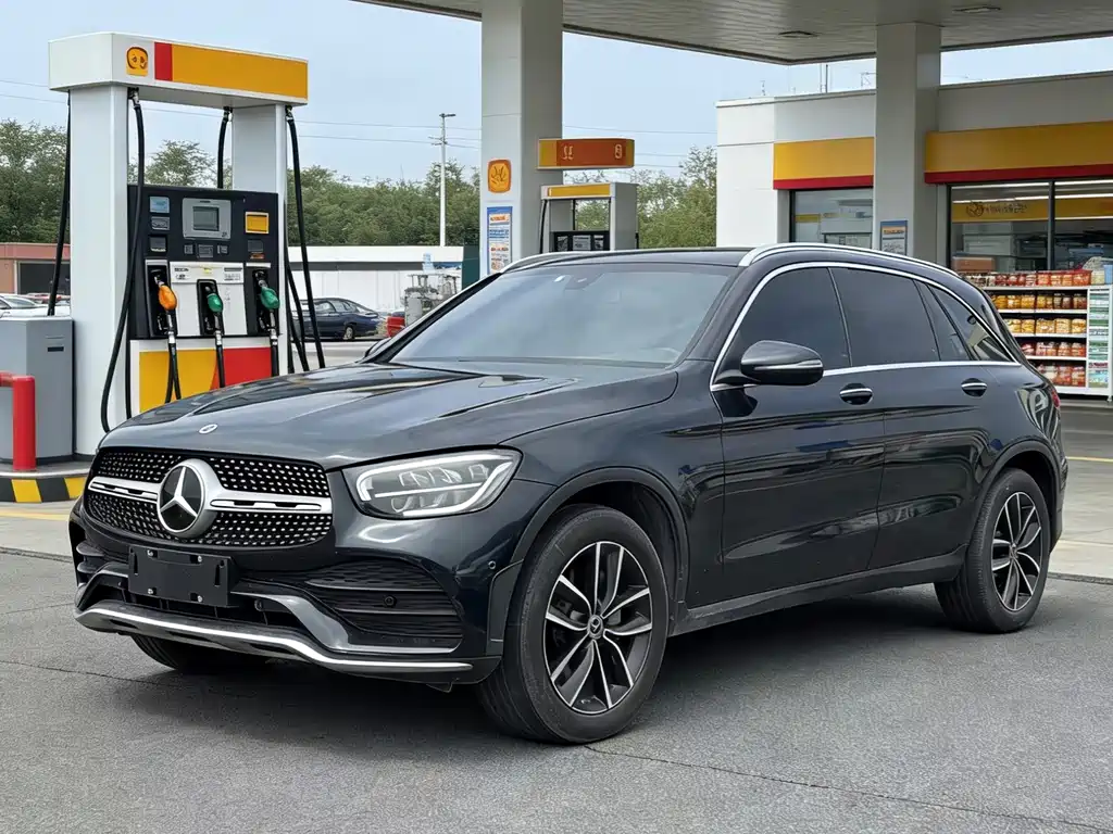 Mercedes-Benz GLC 2022 — фото 1