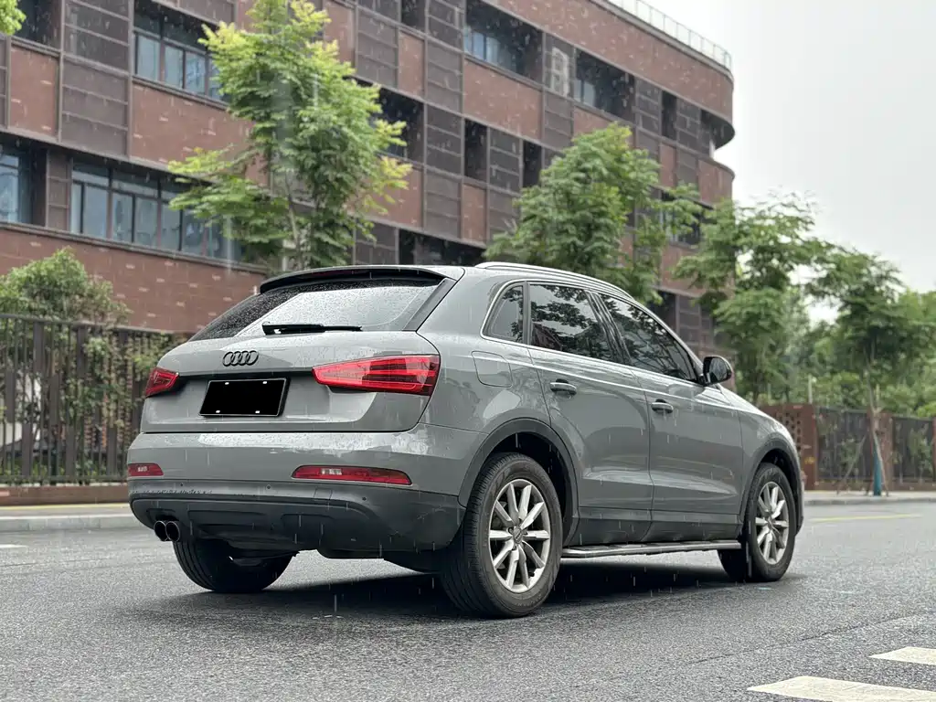 Audi Q3 2014 — фото 4