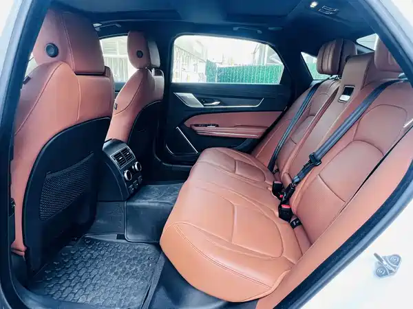 Jaguar XFL 2024