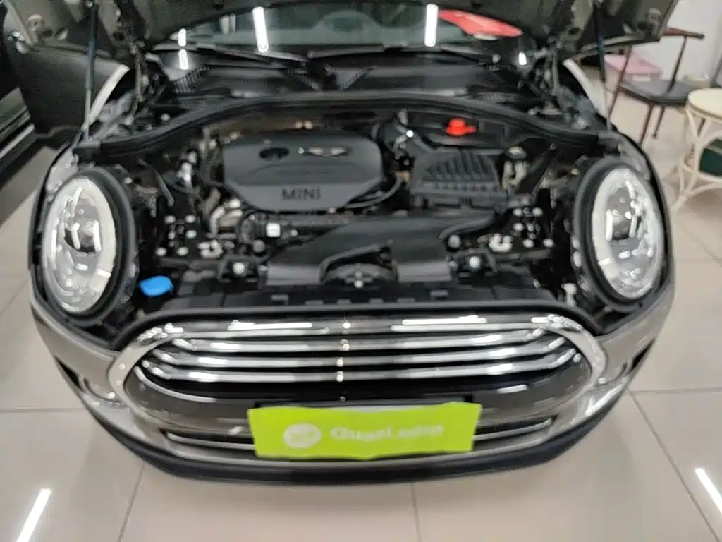 MINI Clubman 2018 — фото 20