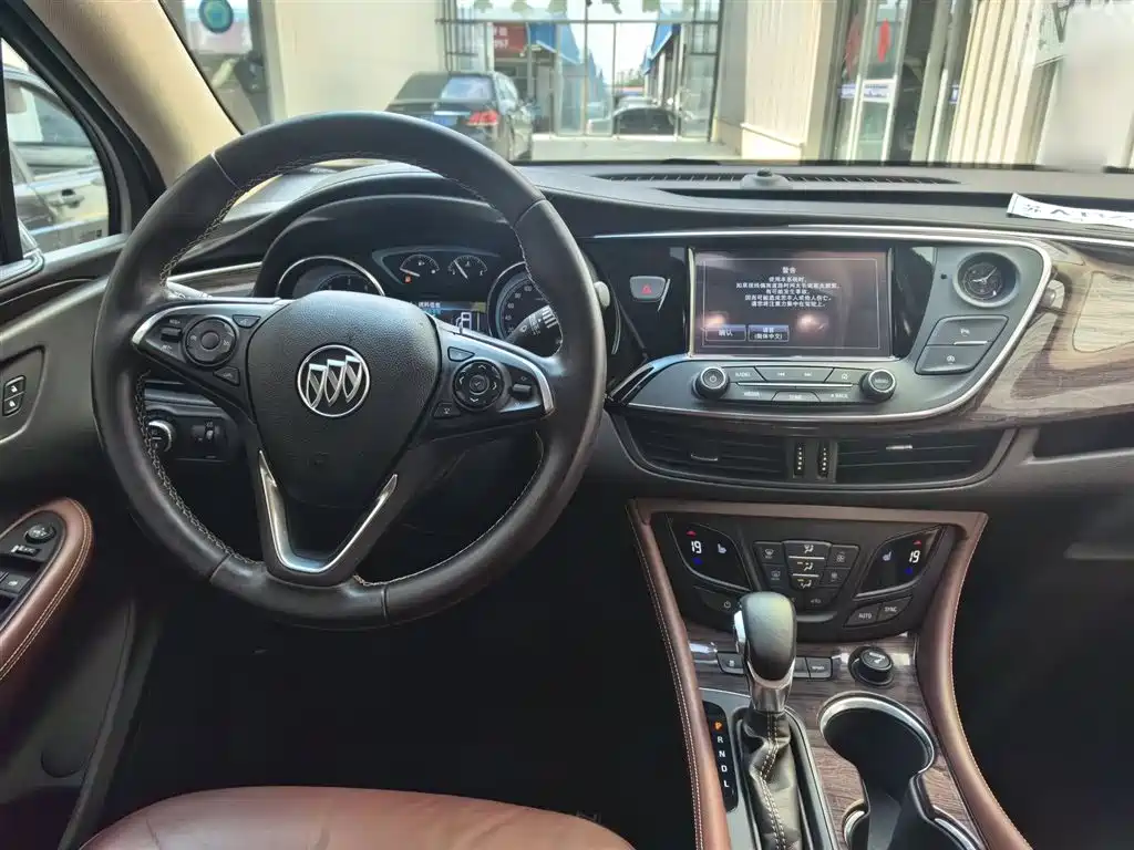 Buick Envision Plus 2016 — фото 13