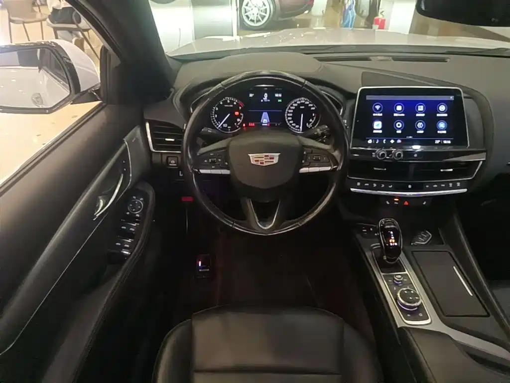 Cadillac CT5 2021 — фото 11