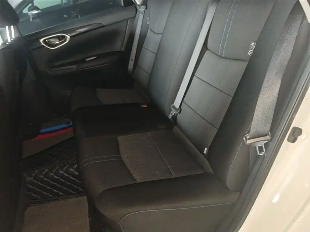 Nissan Sylphy EV 2019 — фото 17