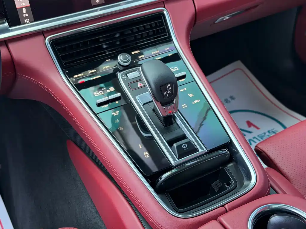 Porsche Panamera 2021 — фото 12