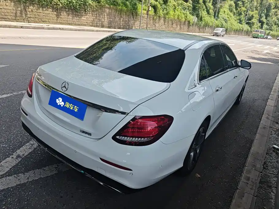 Mercedes-Benz E-Class 2017