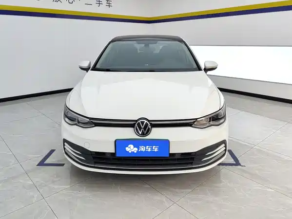 Volkswagen Golf 2021
