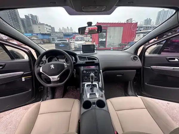 Peugeot 3008 2016