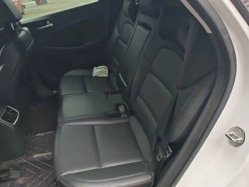 Hyundai Tucson 2015 — фото 17