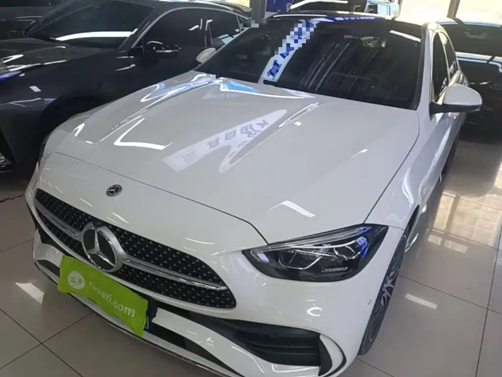 Mercedes-Benz C-Class 2022