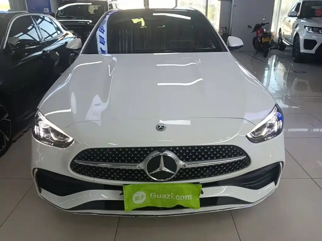Mercedes-Benz C-Class 2022