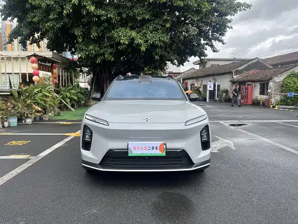 NIO ES6 2025