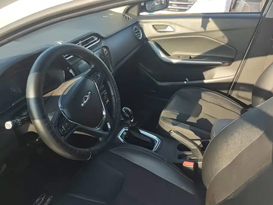 Chery Tiggo 3x 2018 — фото 12