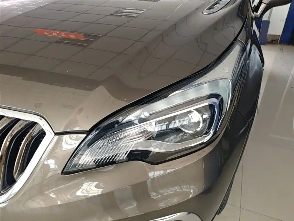 Buick Envision Plus 2017 — фото 24