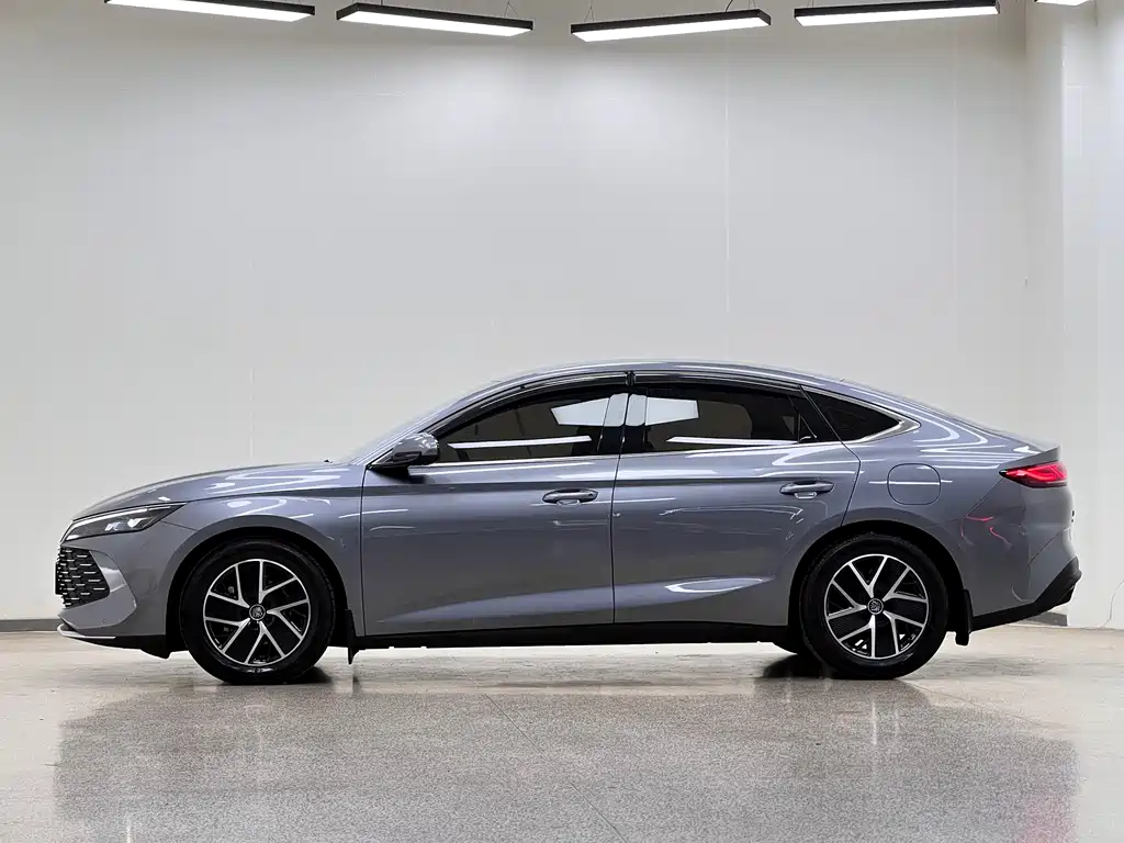 BYD Qin L 2025 — фото 4