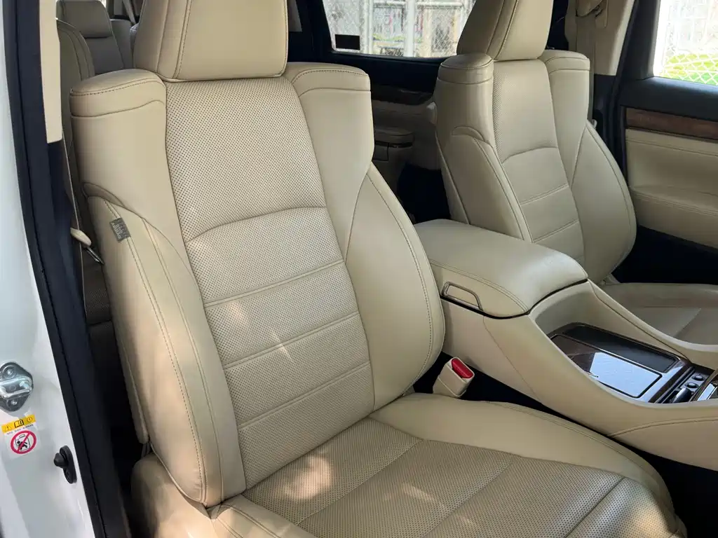 Toyota Alphard 2017 — фото 14