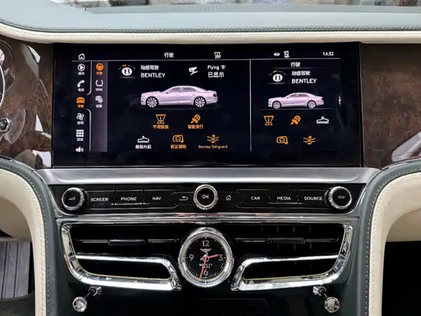 Bentley Flying Spur 2022