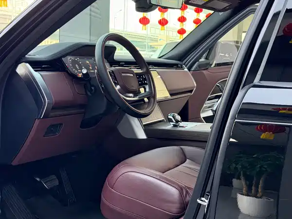 Land Rover Range Rover 2024
