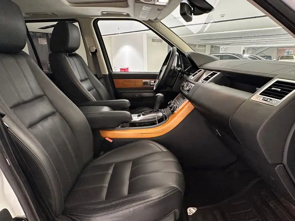 Land Rover Range Rover Sport 2012 — фото 13
