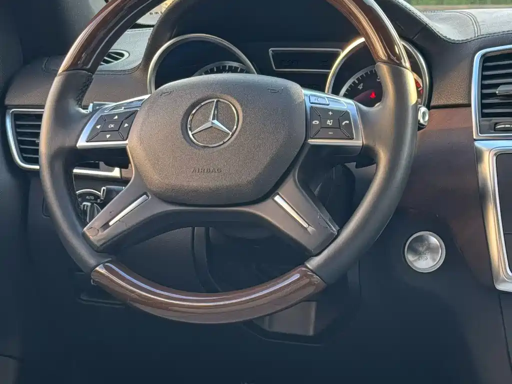 Mercedes-Benz GL-Class 2013 — фото 13