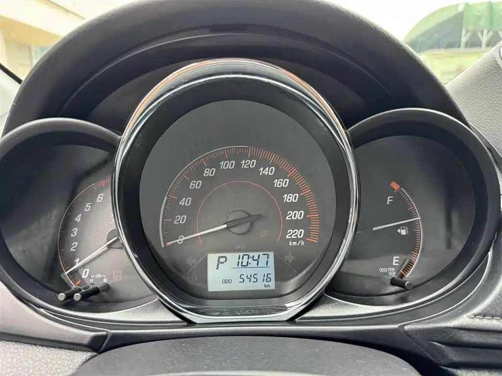 Toyota Yaris L 2021 — фото 20