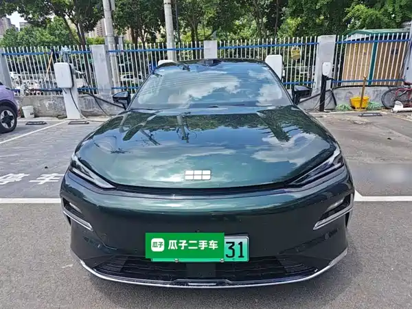 Geely Galaxy Starshine 8 2025