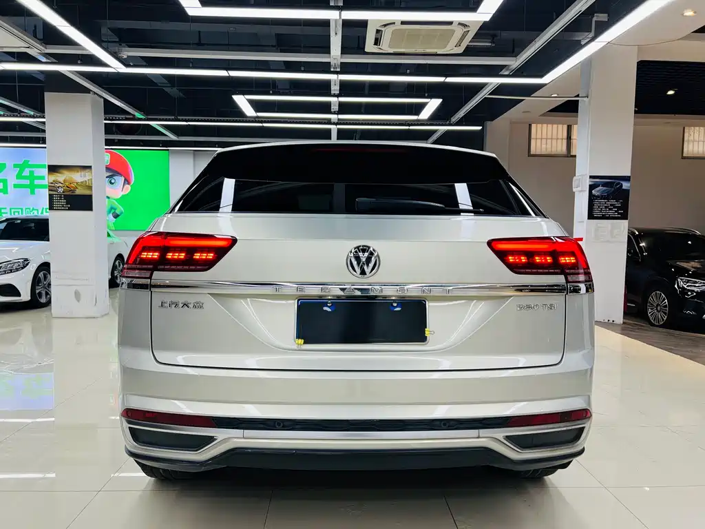 Volkswagen Teramont 2020 — фото 17