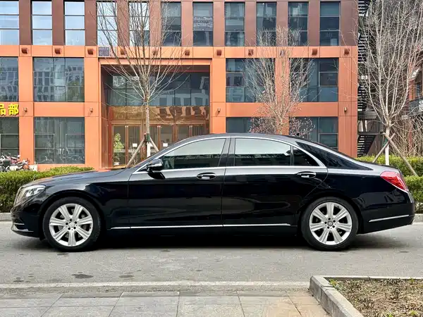 Mercedes-Benz S-Class 2015