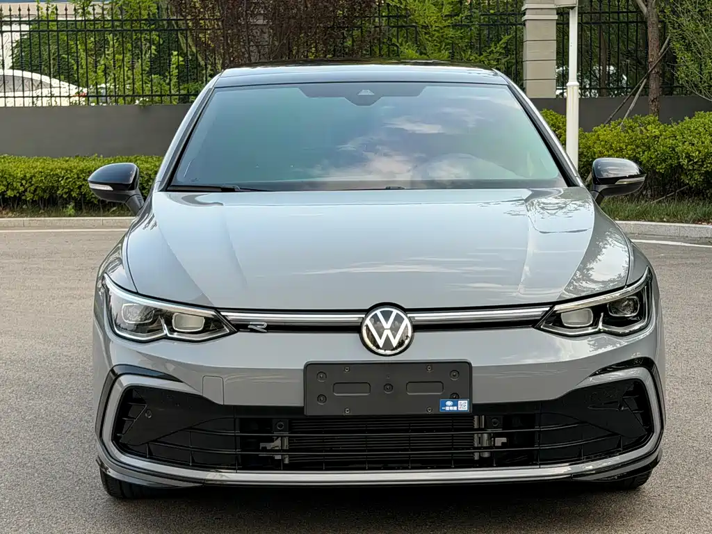 Volkswagen Golf 2022